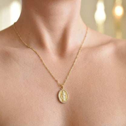 Cadena de la Virgen Maria