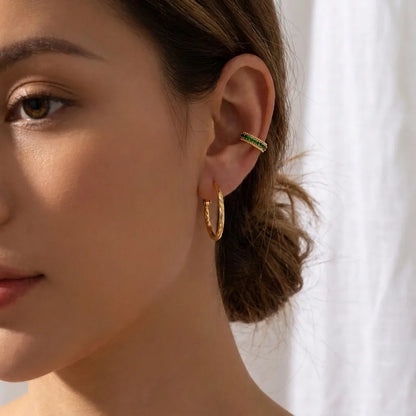 Aretes Aurora Elite puestos - argolla y ear cuff esmeralda