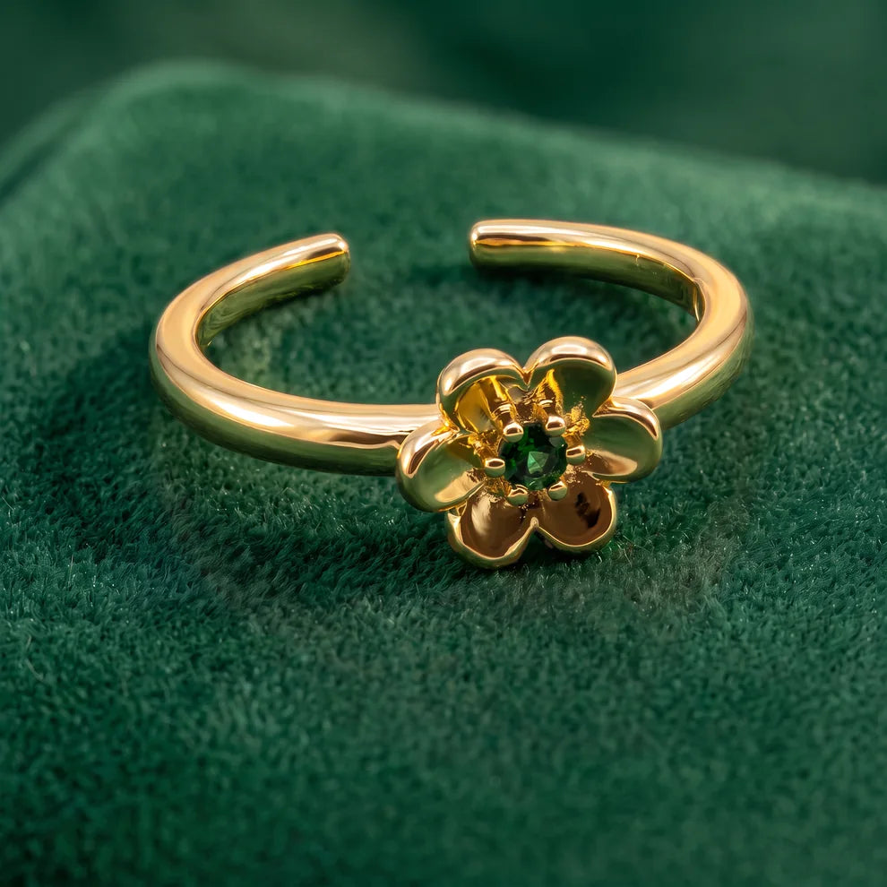 Anillo flor ajustable en Oro laminado 18K